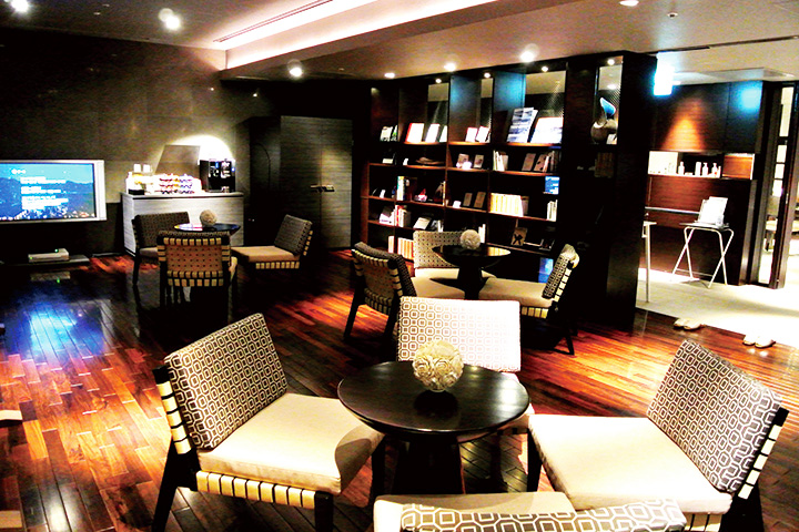 スパラウンジ（コーヒーマシン）