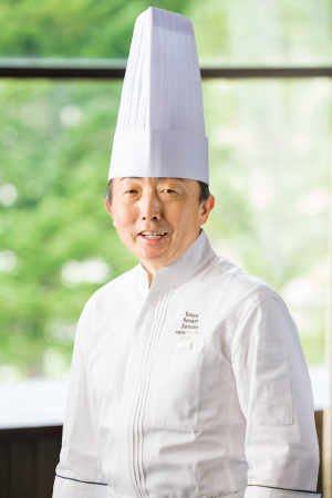総料理長 佐藤 博明