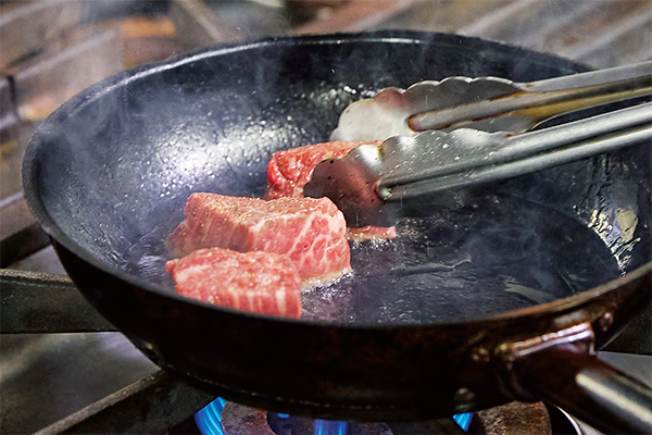 メイン「とちぎ和牛フィレのソテーと那須野ヶ原牛ロースのグリエ」