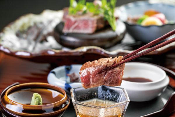 プレゼントにもおすすめの特製ドレッシング3種