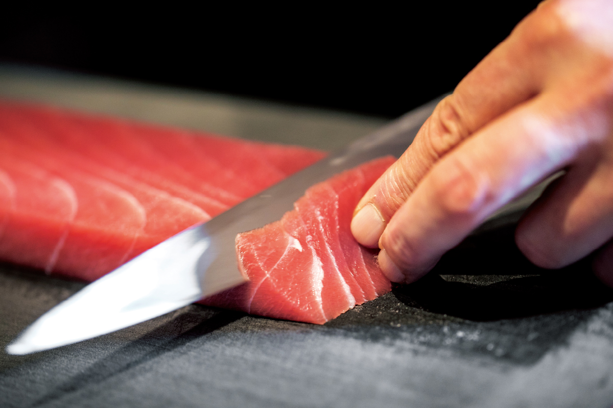 夕食に重箱シリーズ登場 海の幸満載の特選 海鮮重御膳