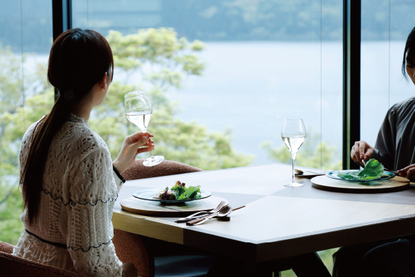 ディナーコース「Reflet -ルフレ-」のアイスの画像