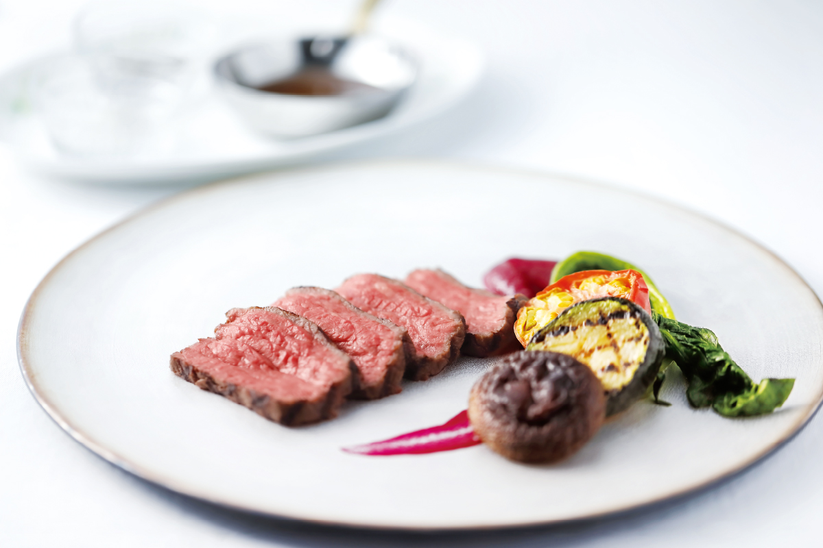 一皿一皿に信州と実りの秋を描くフランス料理