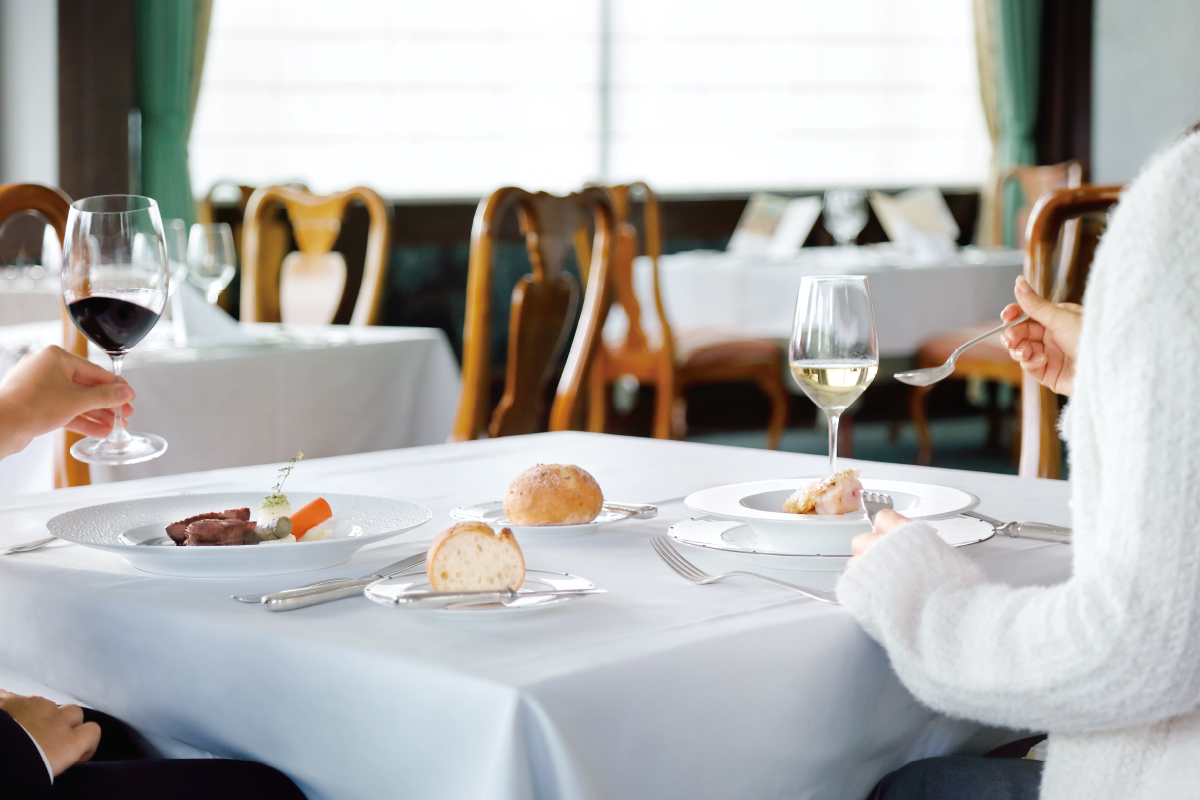 手間を惜しまない、ていねいな仕事が生み出す洗練された料理