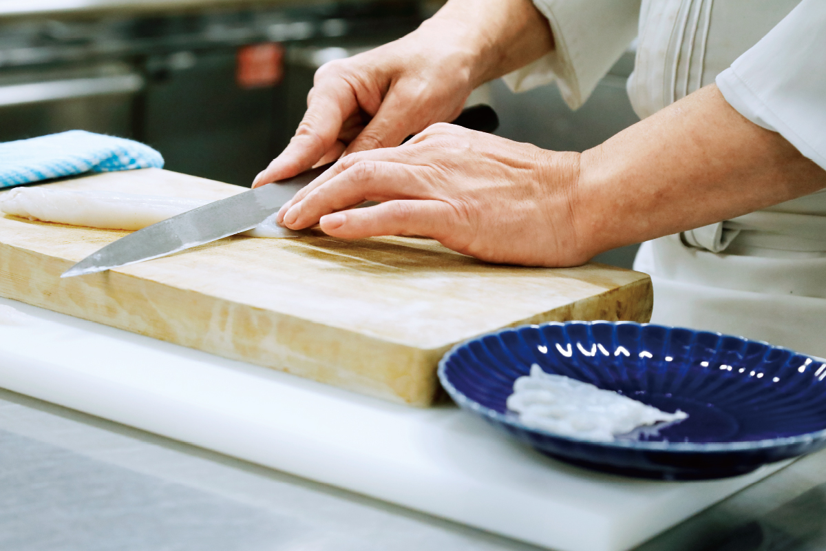 地元で獲れた天然とら河豚の魅力を余すことなく引き出す王道コース