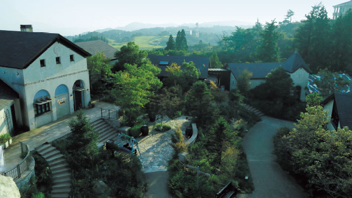 六甲ガーデンテラス 自然体感展望台 六甲枝垂れ