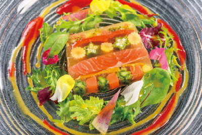 伊豆天城紅姫あまごと夏野菜のアスピック仕立て ヴェルヴェーヌのほのかな香り