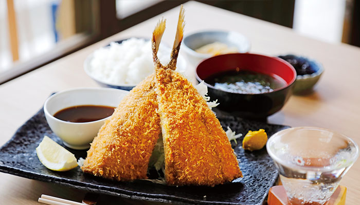 干物ダイニング yoshi-魚-tei（よしうお亭）
