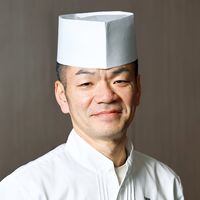 平柳 鉄男