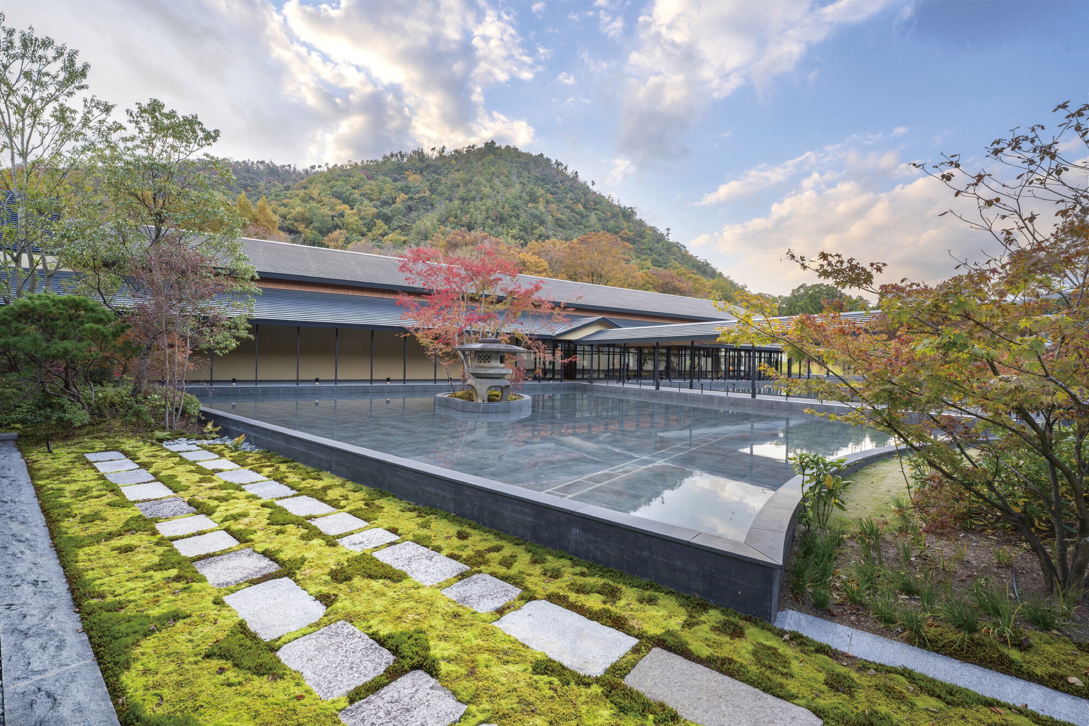 ROKU KYOTO, LXR Hotels & Resorts
