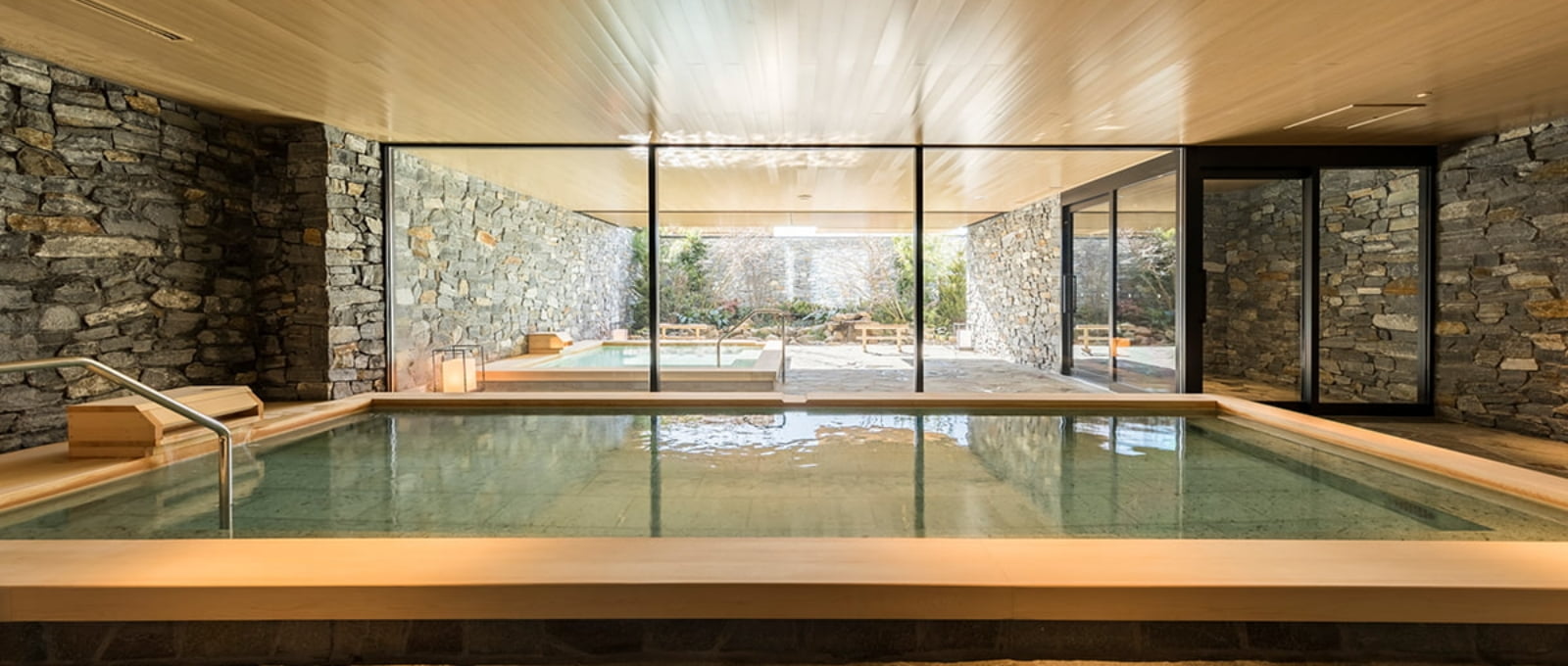 温泉大浴場（檜の湯）