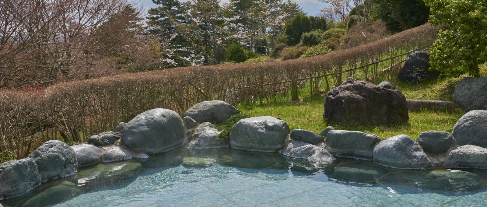 温泉露天風呂